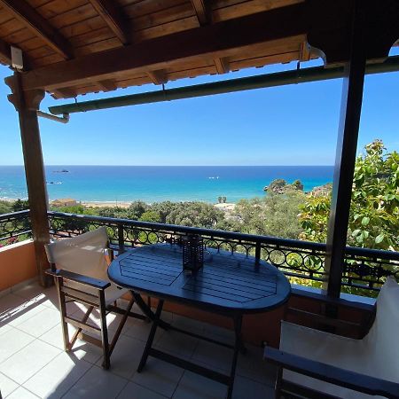 Papadatos Apts With Amazing View - 5Mins From The Beach Kontogialos ภายนอก รูปภาพ
