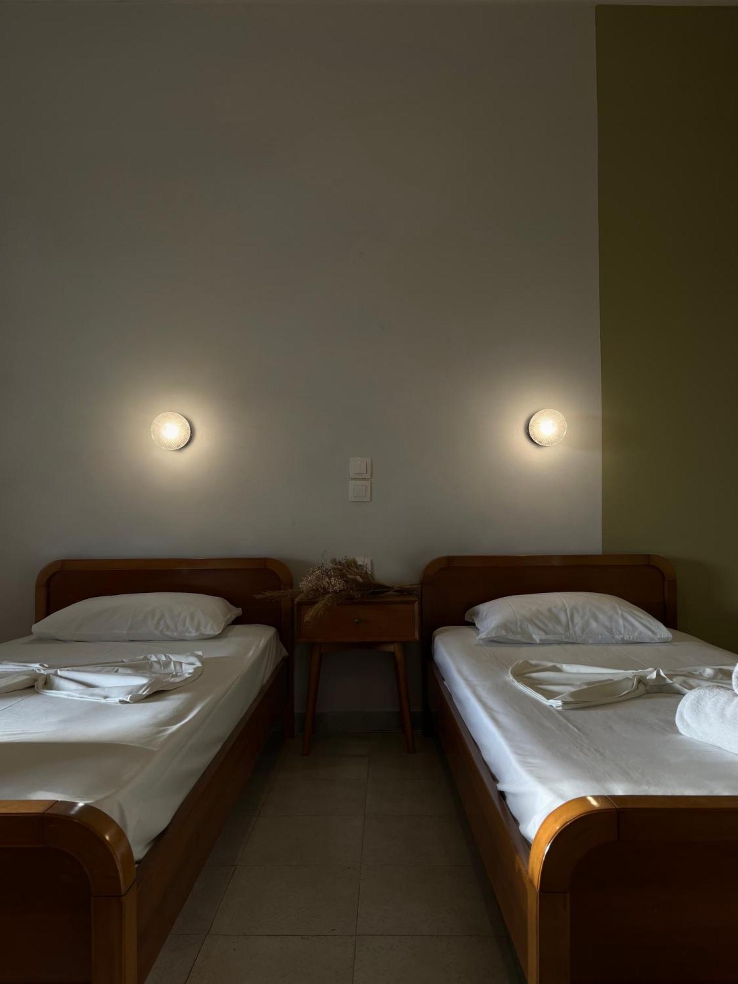 Papadatos Apts With Amazing View - 5Mins From The Beach Kontogialos ภายนอก รูปภาพ